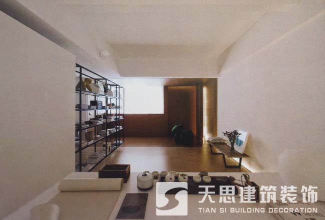 <a href=http://m.twp8g.com/ target=_blank class=infotextkey>合肥辦公室裝修</a>側(cè)面書架